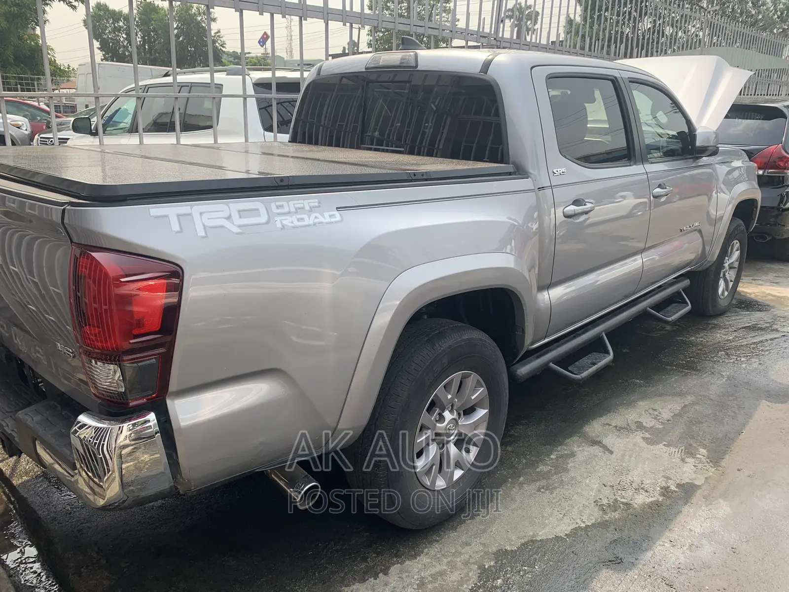 Toyota Tacoma SR5 2019 Silver