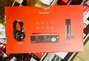 Focusrite Scarlett 2i2 Studio Bundle - 3rd Gen Soundcard
