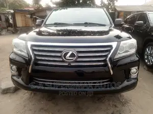 Lexus LX 570 AWD 2014 Black