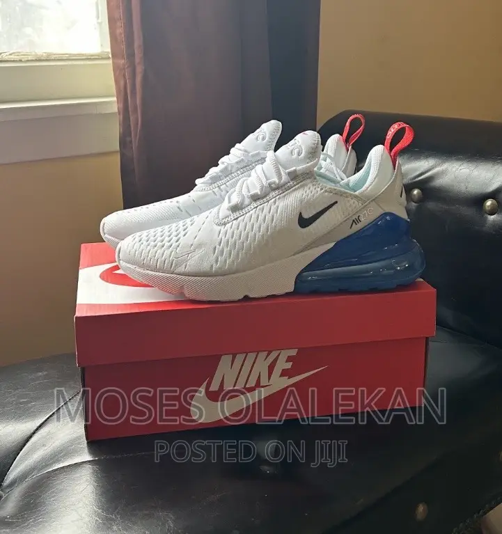 Clean Original Nike Sneakers