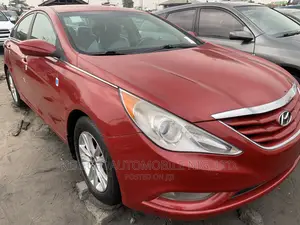 Hyundai Sonata 2013 Red