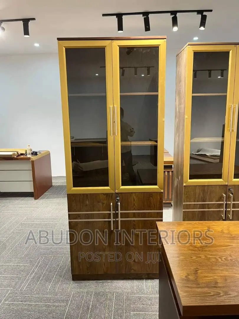Luxury Office Shelve