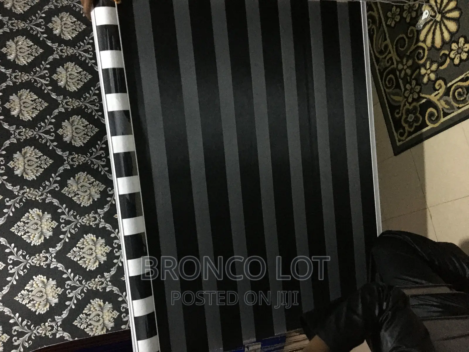 Window Blinds*Wall Murals*Wall Paper*Wallpanel*Epoxyflooring