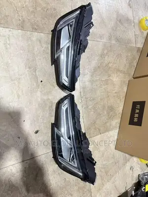Audi A4 2018 Headlights