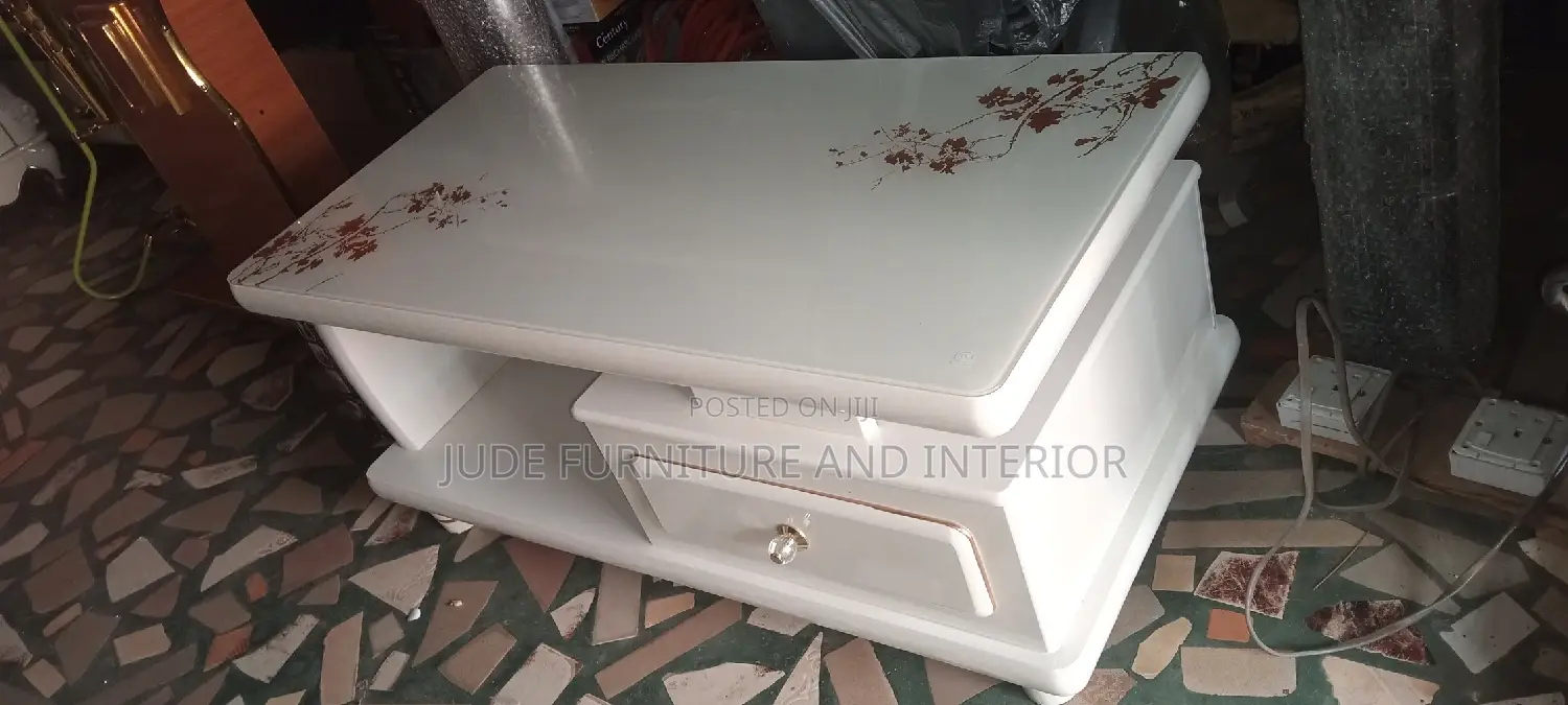 Beautiful Center Table Available