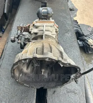 Toyota Haice Bus Manual Gear Box Whatsapp/Call