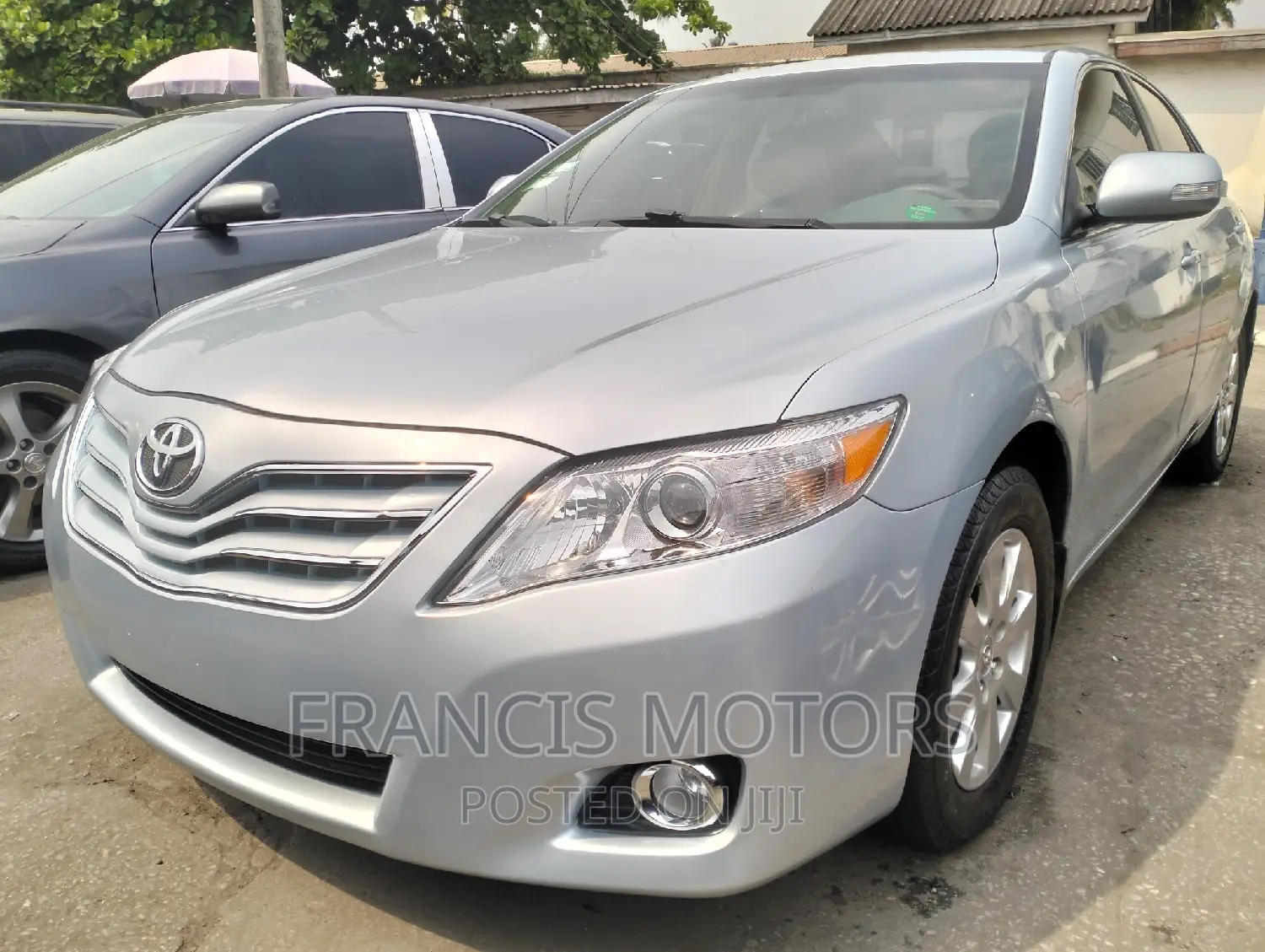 Toyota Camry 2010 Silver