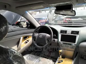 Toyota Camry 2010 Silver