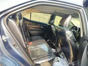 Toyota Corolla 2015 Silver