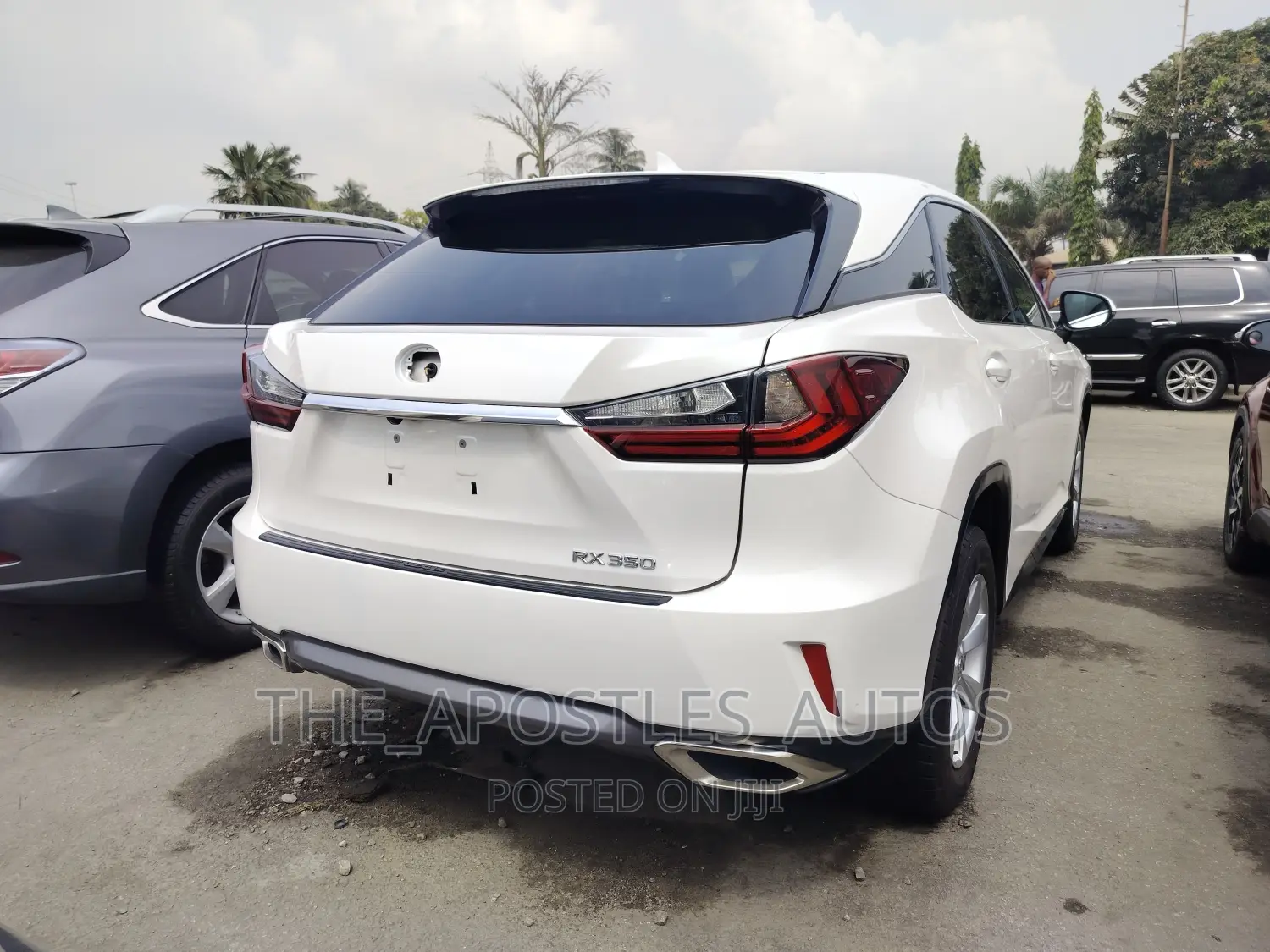 Lexus RX 350 FWD 2017 White