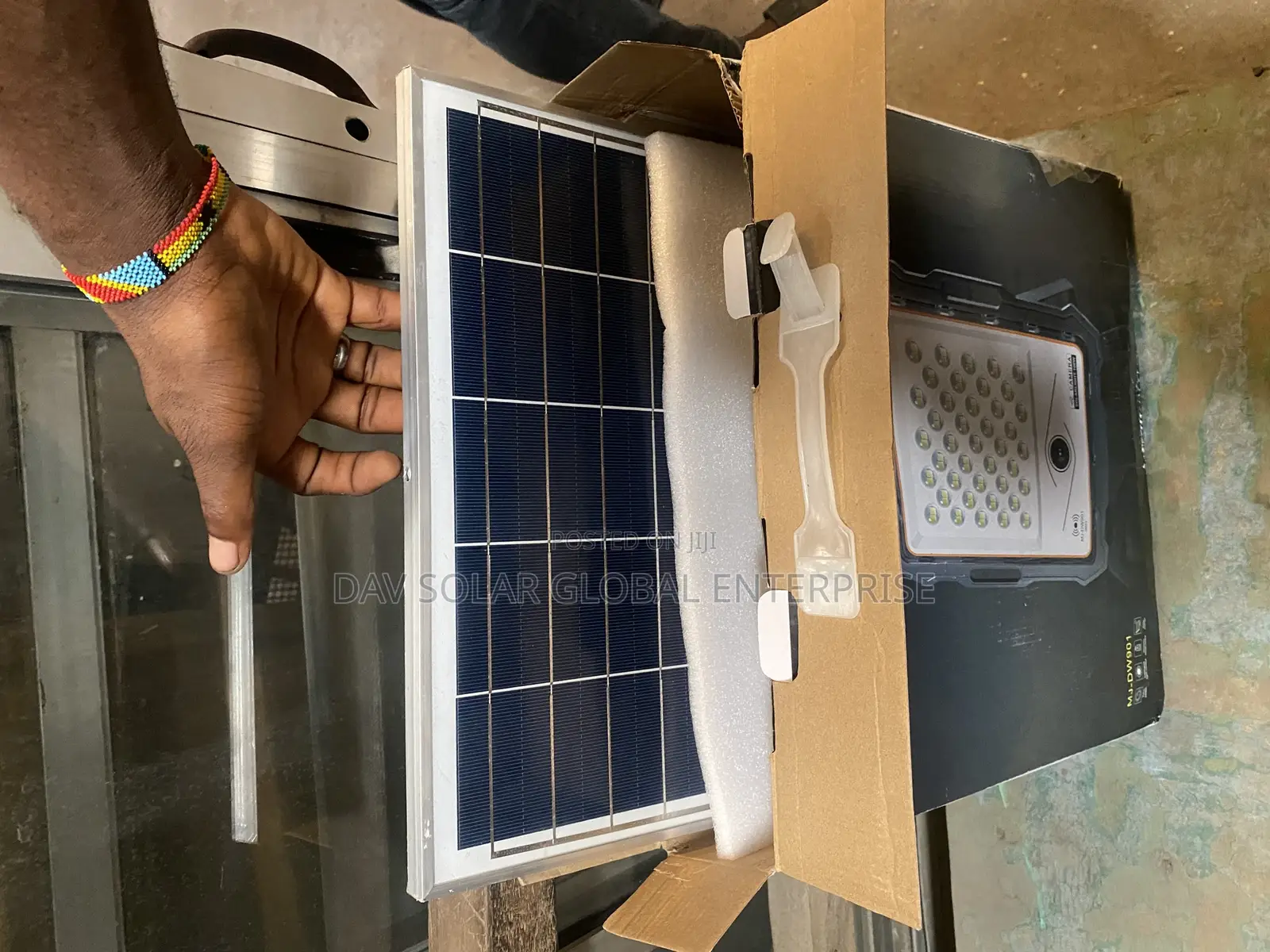 100w Solar Light With CCTV Camera