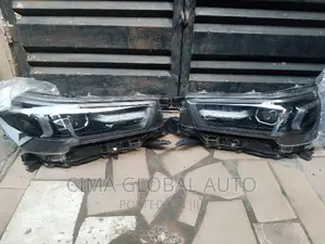 Complete SET Headlights Hilux 2021 Model