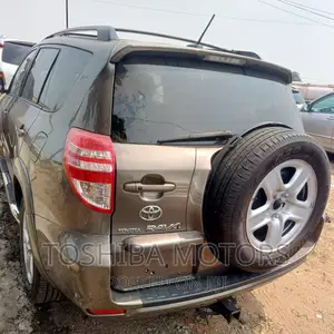 Toyota RAV4 3.5 Limited 2010 Gray