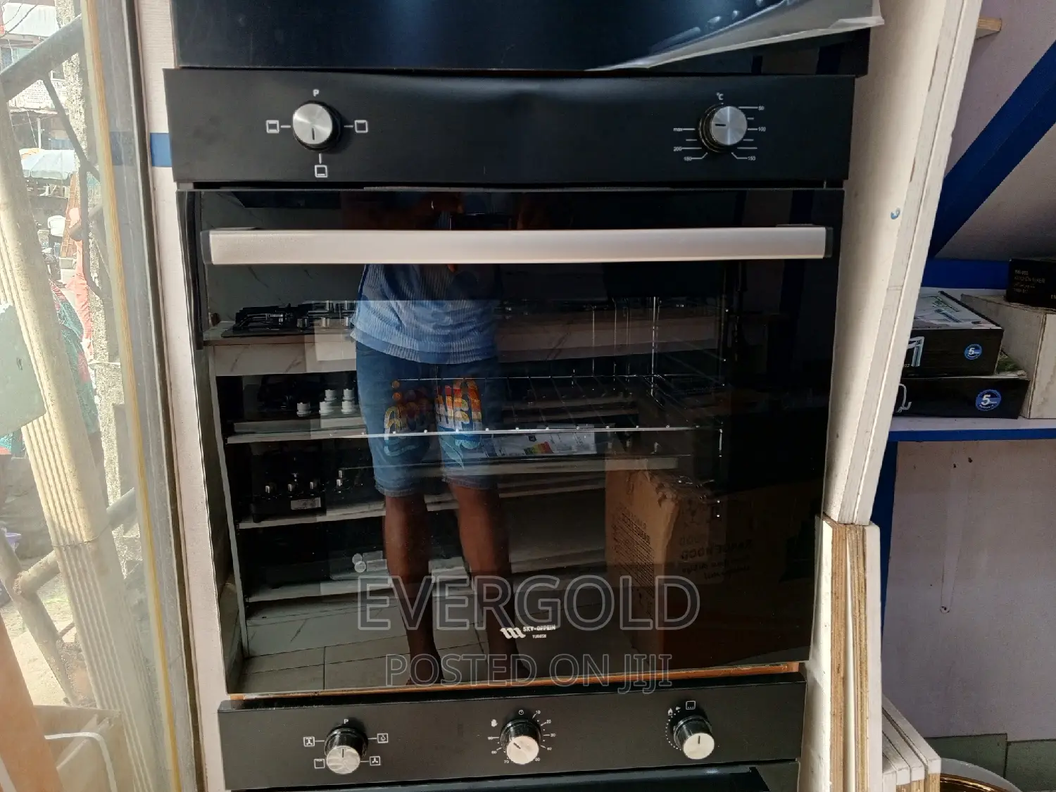 Electric Oven Sky Opening Available With Complete Accessor