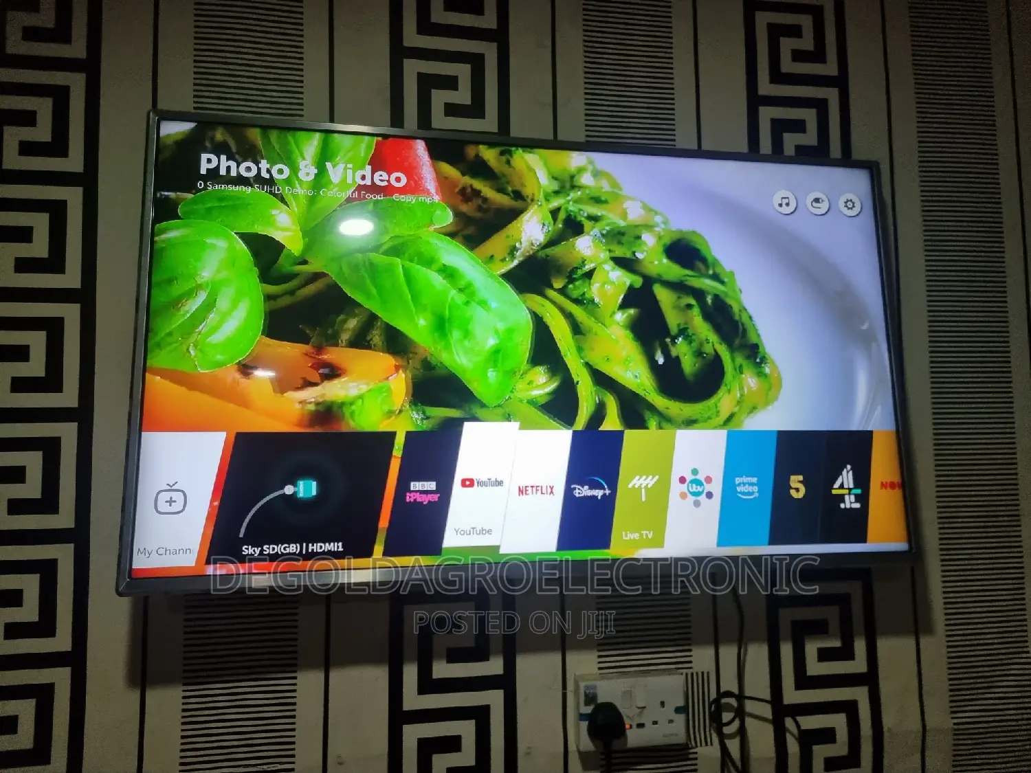 LG 43" Smart Tv