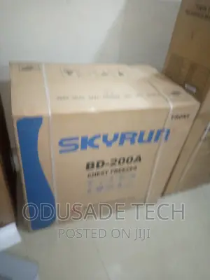 Noiseless Skyrun Chest Freezer Bd-200a 200L