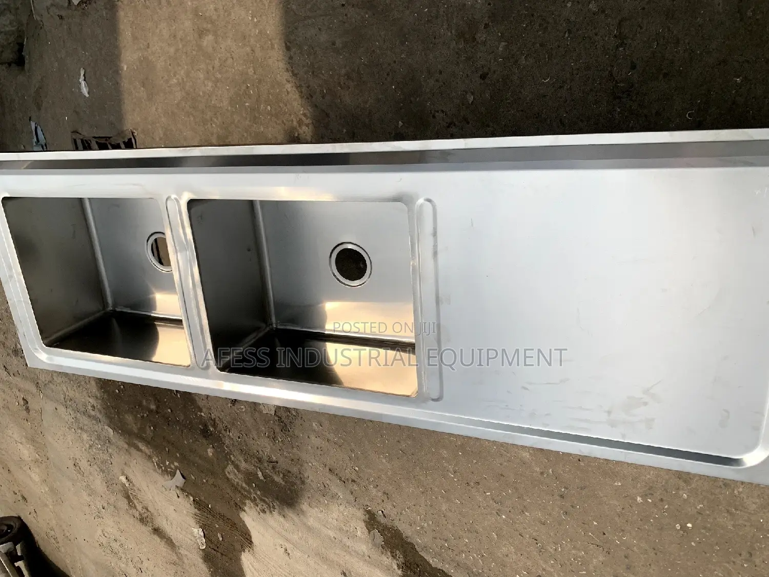 Double Sink With Side