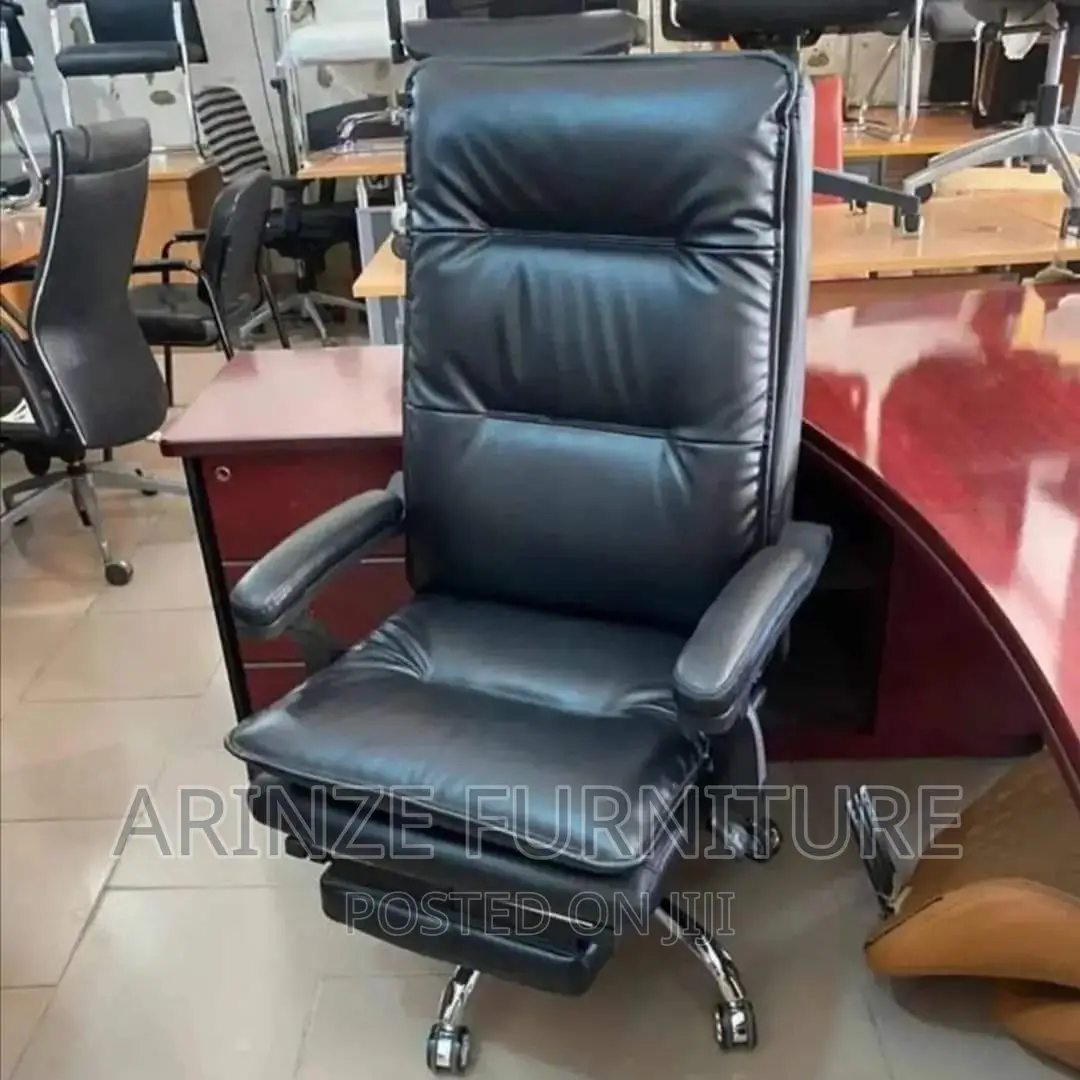 Executive Legrest