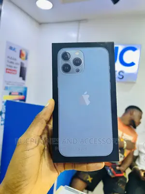 Photo - Apple iPhone 13 Pro Max 128 GB Blue