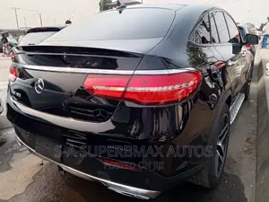 Mercedes-Benz GLE-Class 2016 Black