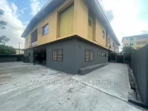 3bdrm House in Inside An Estate for rent
