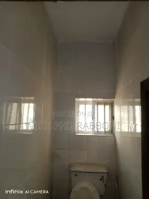 3bdrm Block of Flats in G.R.A, Enugu for rent