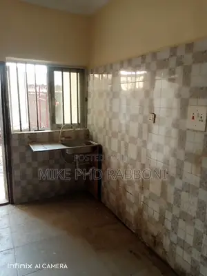 3bdrm Block of Flats in G.R.A, Enugu for rent
