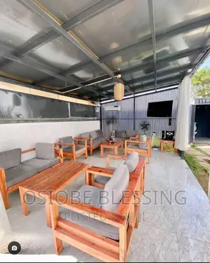 Luxury 2bedrooms Shortlet Apartment With Pool in Abuja