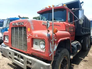 Clean Sound R Model Mack Ten Tyres Dump Truck Superb 12va