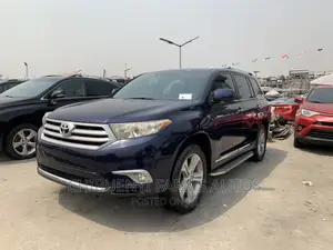 Toyota Highlander Limited 3.5L 2WD 2013 Blue