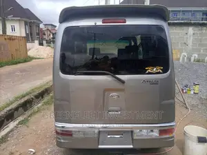 Daihatsu Hijet 2012 Gold
