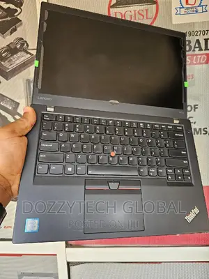Photo - Laptop Lenovo ThinkPad T470s 8GB Intel Core I5 SSD 256GB