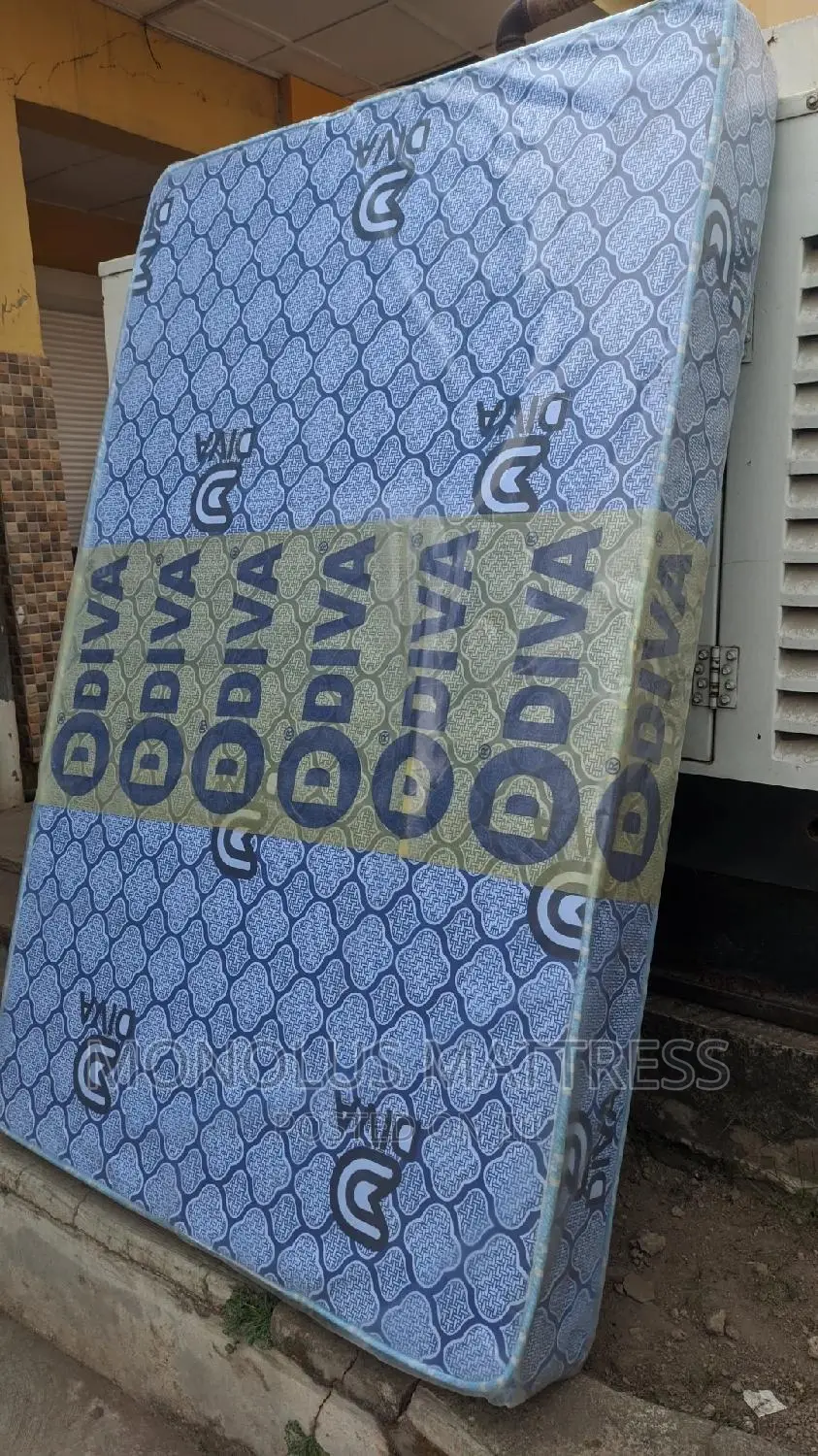 4 by 6 by 8 Unifoam Diva Mattress in Ijebu Ode