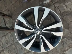 Lexus Alloyed Rim18!