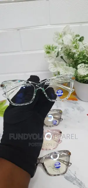 UV Extra Clear Eyeglasses