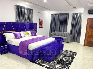 Spacious and Magical Room Parlor