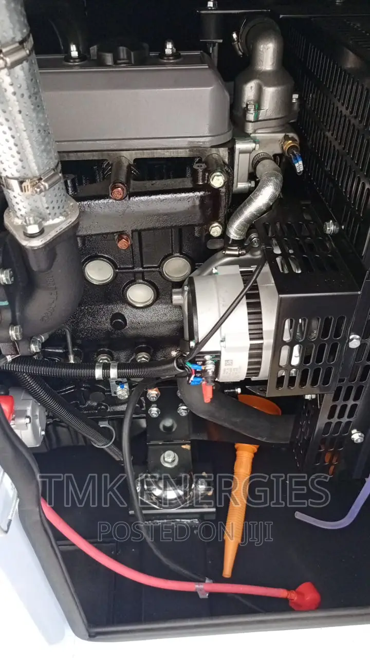400KVA Perkins Soundproof Diesel Gen