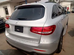 Mercedes-Benz GLC-Class 2016 Silver
