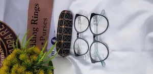 Unisex Extra Clear Eyeglasses