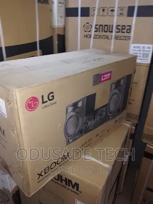 LG Home Threater System With Blutooth and Hifi Cj44
