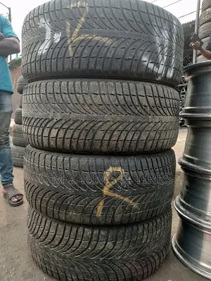 265/45r21 Tokunbo Tires