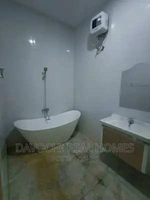 4bdrm Duplex in Ikota, Lekki for rent