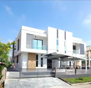 Furnished 5bdrm Duplex in Carlton Gate Estate for sale