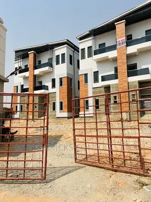 4bdrm Duplex in Bricks Luxury Court, Jahi for sale