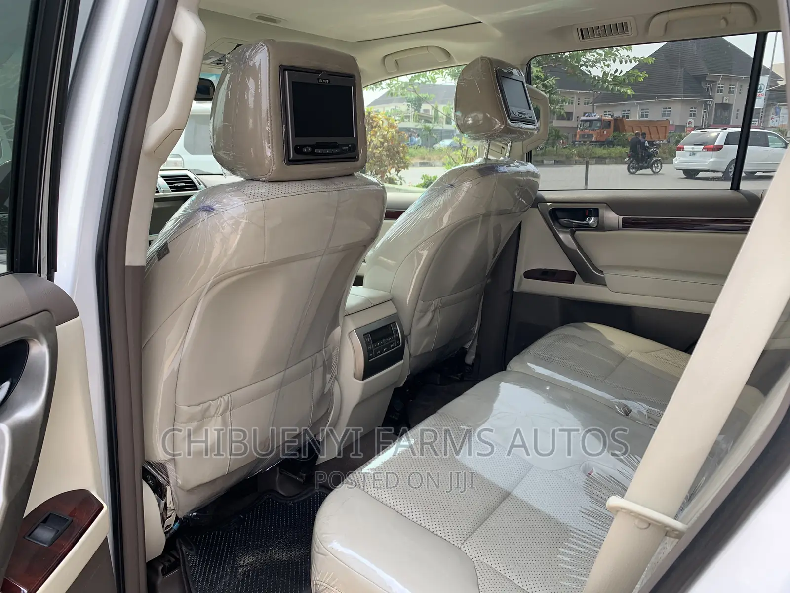 Lexus GX 460 Premium 2011 White