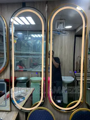 Largest Led Mirror Three Lights Display