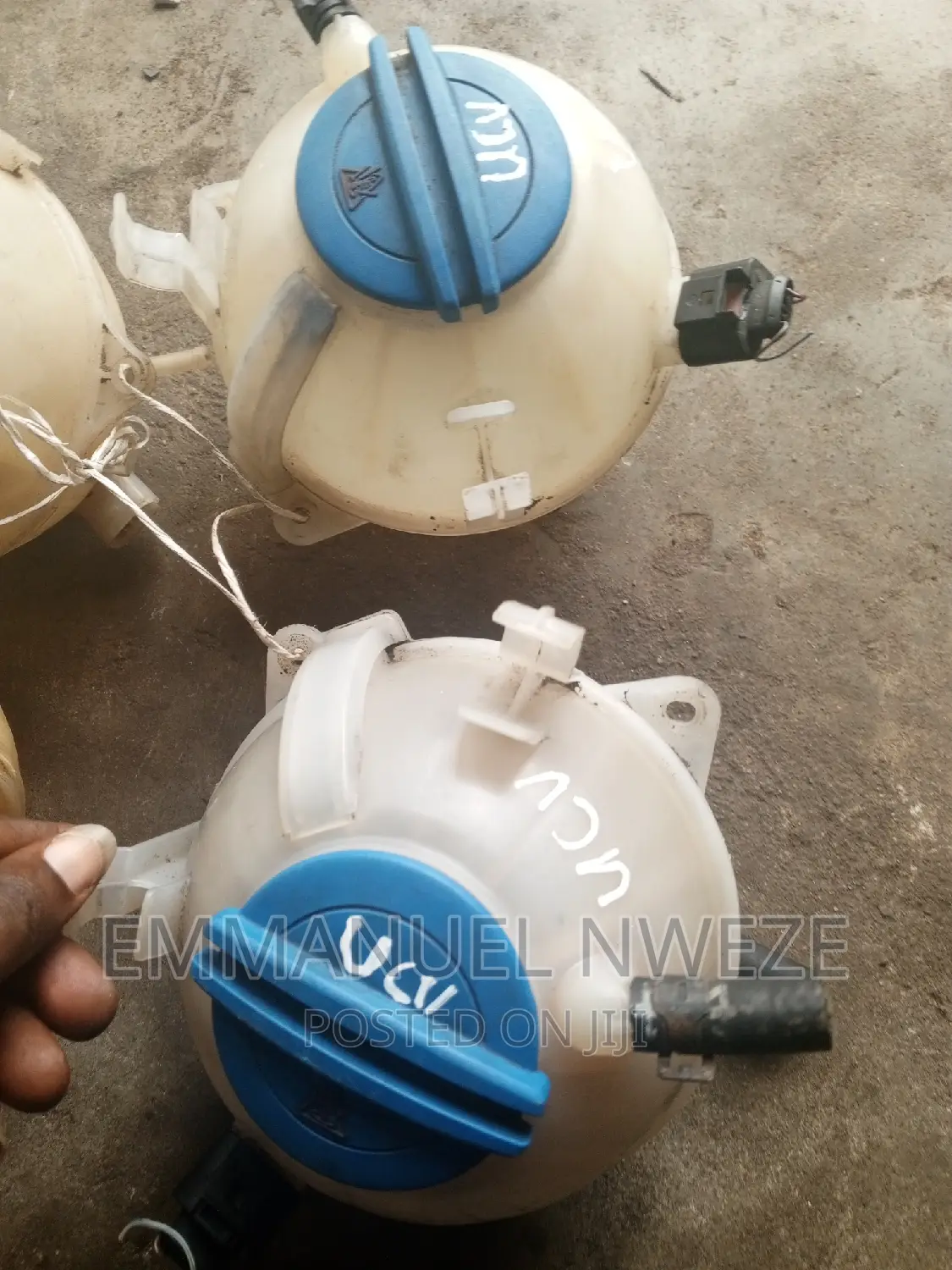 Water Container Passat CC