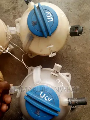 Water Container Passat CC
