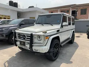 Mercedes-Benz G-Class Base G 550 AWD 2013 White
