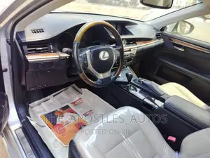 Lexus ES 350 FWD 2015 Silver